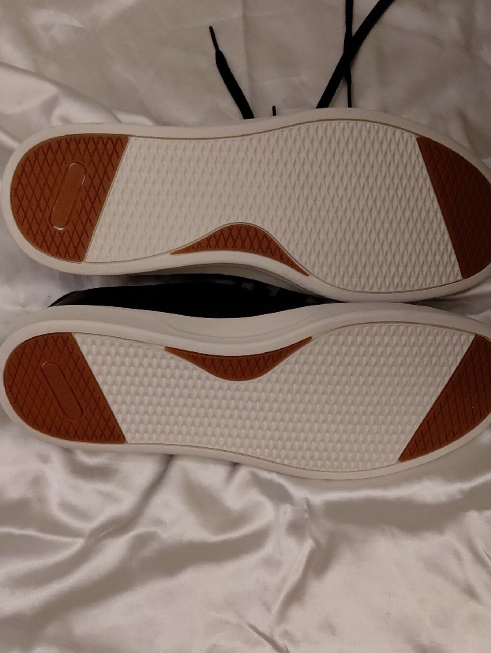 Cole Haan Grand Crosscourt Black Leather Low-Top Sneakers White Sole Size 12 - Picture 2 of 6